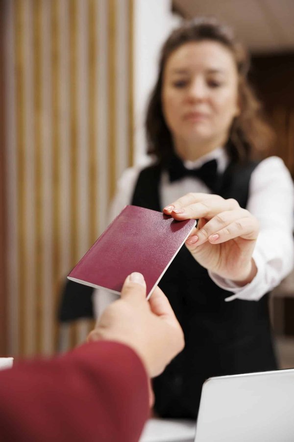 Maximiser vos revenus locatifs : pourquoi choisir une conciergerie pour votre location Airbnb ?